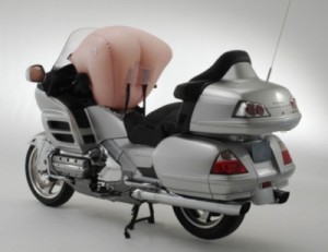 Sistema de airbag para motocicletas